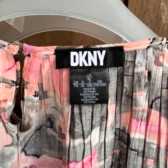 DKNY Women's Pink Printed Crewneck Pleated Peplum Fitted Blouse Top Size L, XL - Picture 13 of 17